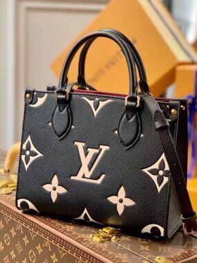 Louis Vuitton Women's Classic Tote Shoulder Bag